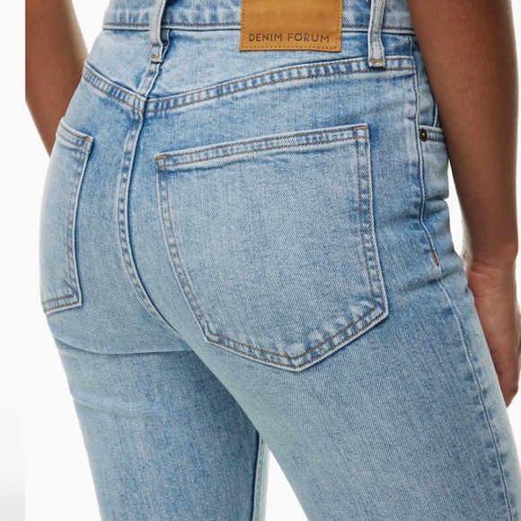 ARITZIA Denim Forum The Yoko High Rise Slim 23R - Picture 4 of 8
